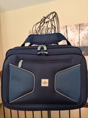 EUC Sharper Image Deep Blue Nylon Airwerks Collection TSA Approved Laptop Case